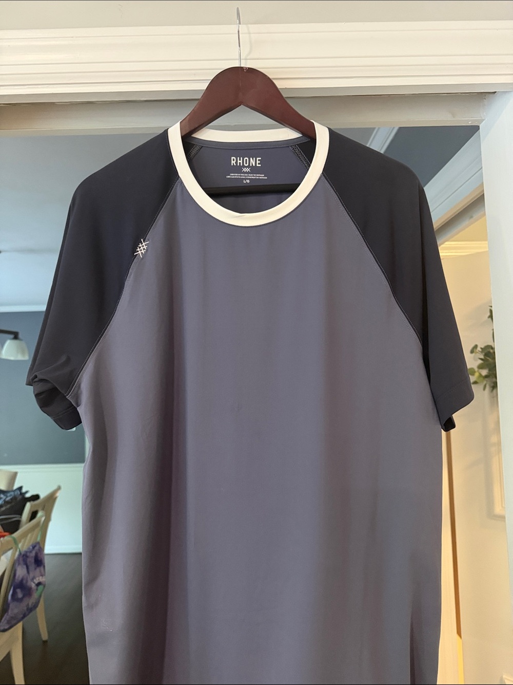RHONE Reign Short-Sleeve Performance Tee in True Navy Color Block